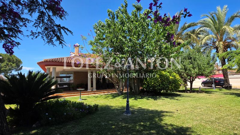 Foto c307c391-9392-48df-8093-38f897c7d4d9. Chalet en El Carme-Sant Agustí-Bonavista Eliana (l´)