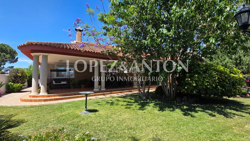 Foto c59ad896-b119-406f-a225-d2e9a345e742. Chalet en El Carme-Sant Agustí-Bonavista Eliana (l´)