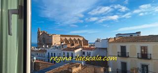 Àtic  Carrer del pintor joan massanet. Con preciosas vistas al casco antiguo y la bahia de rosas!