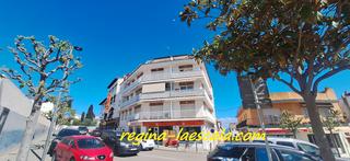 Pis  Carrer de la ronda del pedró. En medio del casco antiguo de l´escala !