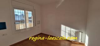 Dúplex  Avinguda de girona. Una vivienda ideal, con muchísima luz, y muy céntrica !