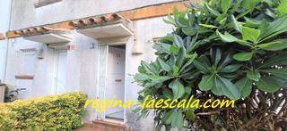 Casa  Carretera vella a les dunes. Un agradable casa de dos plantas con dos habitaciones.