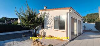 Casa  Carrer ter. Una acogedora casa, individual, con un gran terreno con mucho po