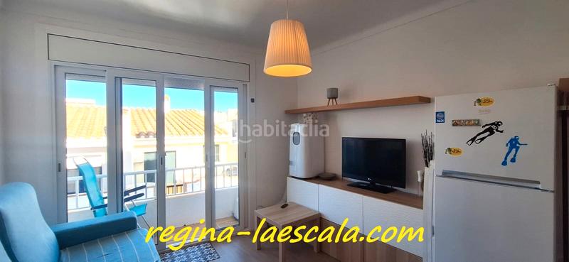 Foto 5710dba8-aeb6-4180-82df-0c7572a4f392. Estudio  listo para entrar a vivir, en medio del bello casco antiguo de l'escala en Escala (L´)