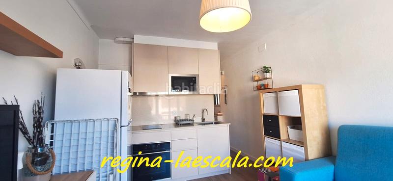 Foto a9ee1893-9713-488d-8ff2-39094534b612. Estudio  listo para entrar a vivir, en medio del bello casco antiguo de l'escala en Escala (L´)