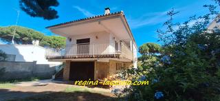 Xalet  Carrer olives. Magnifico chalet amplio con apartamento independiente, terraza y