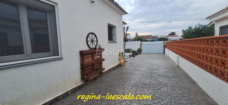 Foto 08502aef-8969-4e1b-9277-c36912464135. Chalet avec parking piscine dans Riells Escala (L´)