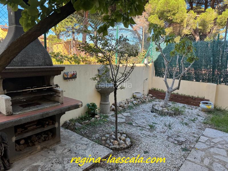 Foto 99ae79cc-3010-474c-859b-8b84d200d96d. Xalet amb calefacció aparcament piscina a Riells Escala (L´)