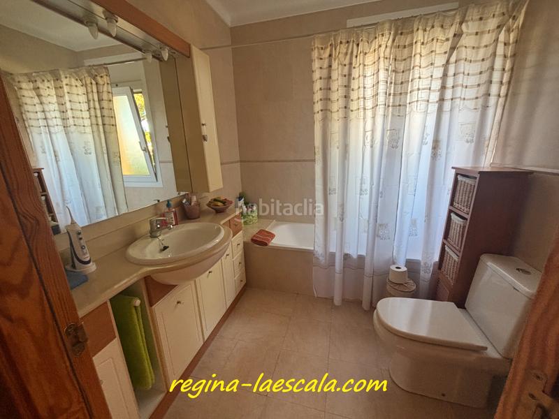 Foto ede4feca-3fbf-49b0-8e4f-7f42d6f1124b. Xalet amb calefacció aparcament piscina a Riells Escala (L´)