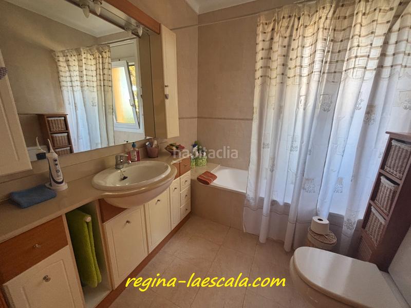 Foto feb78a7b-acdd-4087-9256-da7a9efdda7f. Xalet amb calefacció aparcament piscina a Riells Escala (L´)