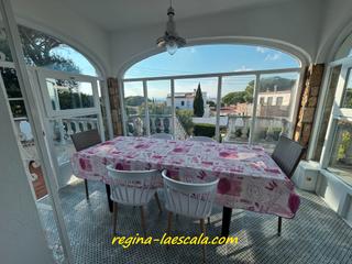 Chalet  Carrer pinedes. Una encantadora casa, que dispone de licencia turística.