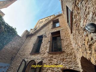 Casa  Carrer major. Magnífica casa en torroella de montgrí con vistas al castillo.