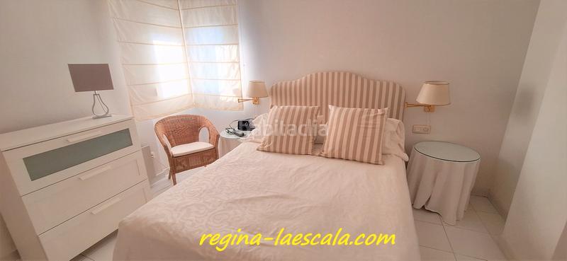 Foto 2997bab2-bf45-4b0d-b723-b7d0161e22db. Pis amb calefacció aparcament piscina a Eixample Residencial Escala (L´)