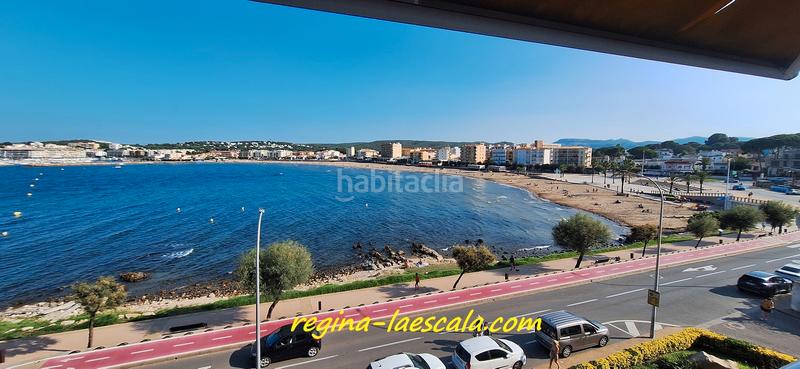 Foto 4771f88b-87e5-4d4a-9ee9-4db07e9f4cc3. Pis amb calefacció aparcament piscina a Eixample Residencial Escala (L´)