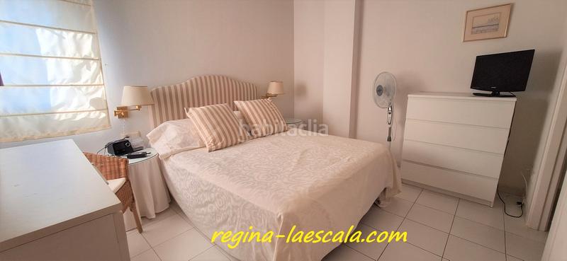 Foto 78aa165d-6c55-47a7-b52d-c98ce6d930b3. Pis amb calefacció aparcament piscina a Eixample Residencial Escala (L´)