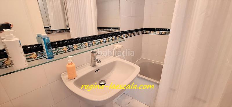 Foto b4af2bb1-34d0-4748-8a95-81f1c40579c0. Pis amb calefacció aparcament piscina a Eixample Residencial Escala (L´)