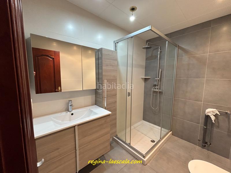 Foto 4257c607-7809-406f-9d09-da6187a835c8. Casa a schiera con riscaldamento in Centre Vic