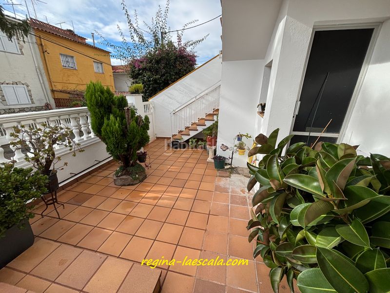 Foto 06b7c367-72e1-417a-950a-b6c6d6280ff2. Casa adossada amb xemeneia calefacció aparcament a Escala (L´)