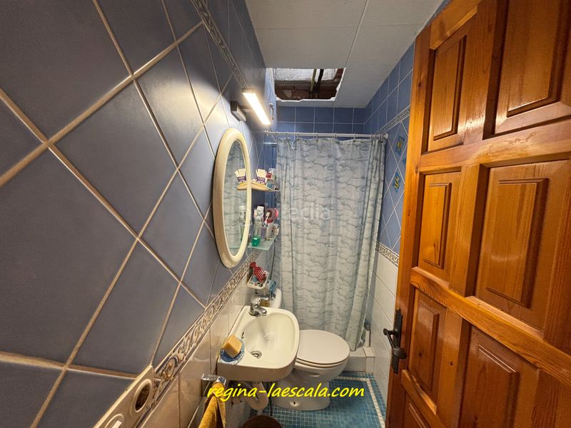Foto 309da197-8a95-42d6-9619-38c3e2aa931a. Casa adossada amb xemeneia calefacció aparcament a Escala (L´)