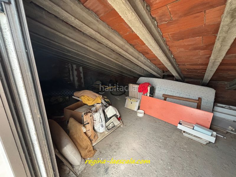 Foto 5c39b1b5-332b-46a6-acd9-b83aab6cc002. Casa adossada amb xemeneia calefacció aparcament a Escala (L´)