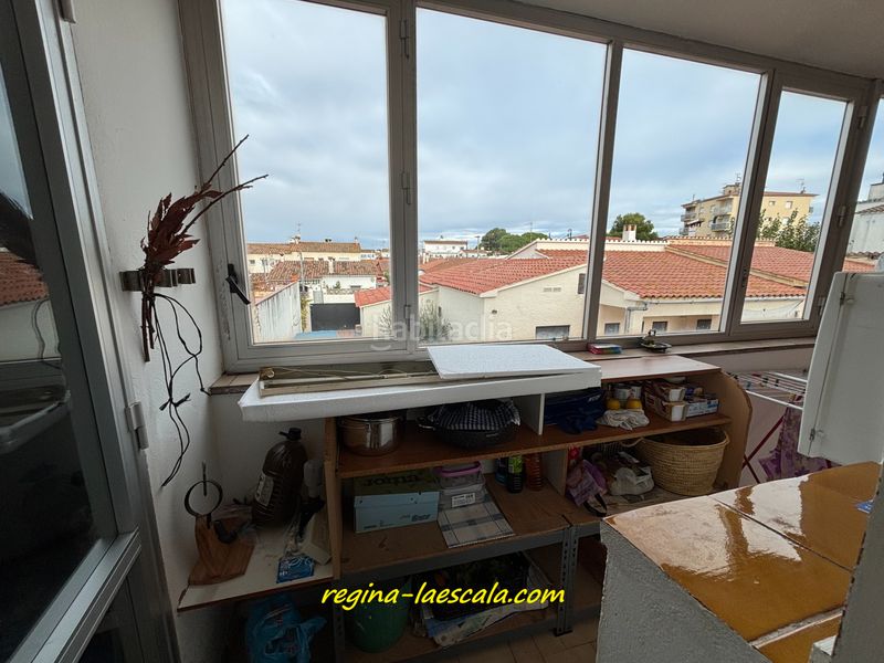 Foto a9467205-c096-41c1-8a37-7291196d08c2. Casa adossada amb xemeneia calefacció aparcament a Escala (L´)