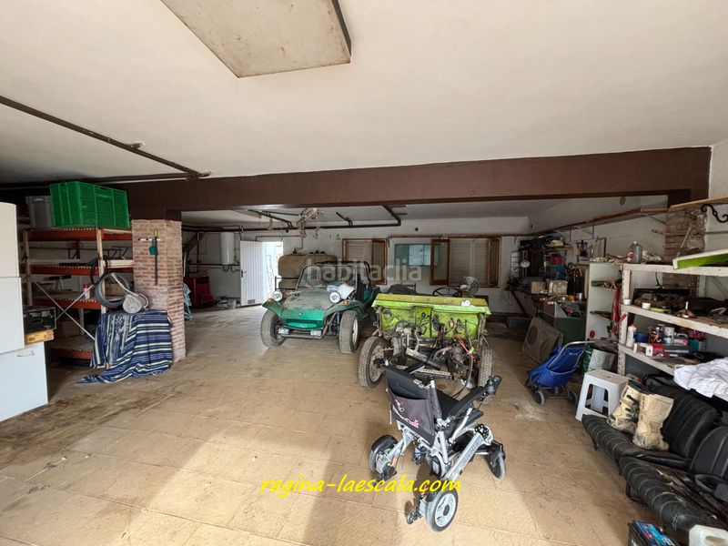 Foto e6eb764e-8487-4bcf-9de9-9bcbaa5a16a0. Casa adossada amb xemeneia calefacció aparcament a Escala (L´)