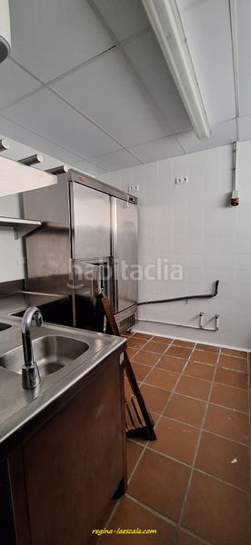 Foto 77fe1e68-278c-4de5-bc6b-c3d7bca382b1. Local comercial alquiler y/o compra de una pizzeria en una ubicación privilegiada. en Estartit