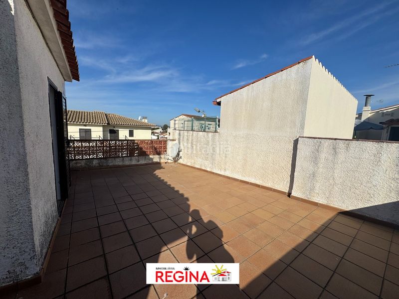 Foto 2bef16e5-e8aa-4bd1-b6d0-98c8a194744b. Xalet amb calefacció aparcament piscina a Riells Escala (L´)
