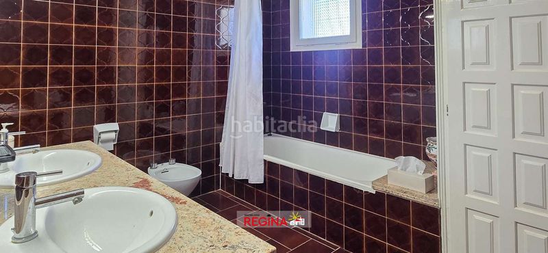 Foto cd93e9bf-08c3-4cf8-9733-aea480c21812. Casa amb calefacció a Port - La Clota - Puig Sec Escala (L´)