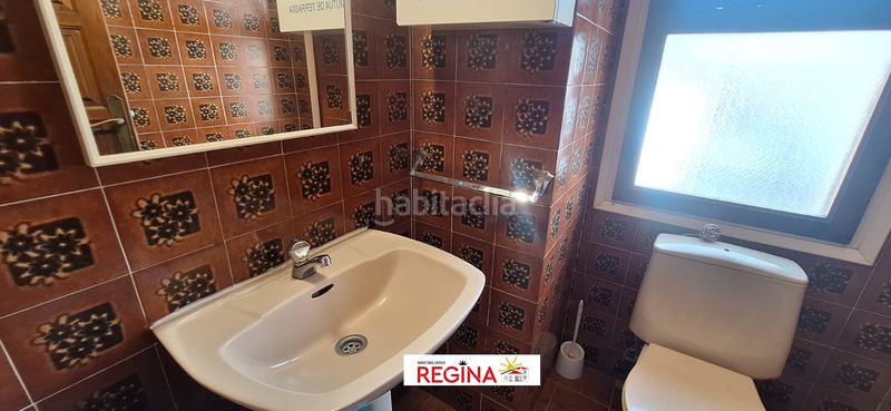 Foto f65c9668-7d8e-45d8-ac63-05948c7f5c8f. Xalet amb xemeneia a Eixample Residencial Escala (L´)