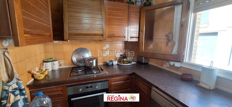 Foto f7ad44e5-1e31-4d40-8122-1a005a1e76ae. Xalet amb xemeneia a Eixample Residencial Escala (L´)