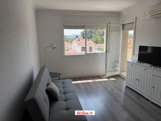 Apartament  Avinguda riells. Piso de 1 habitación con terraza, licencia turística vigente, ai