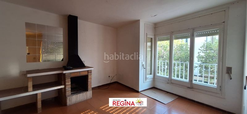 Foto 1eaf892b-3f3f-40ee-9517-efde4358273c. Apartament amb xemeneia a Nucli Antic Escala (L´)