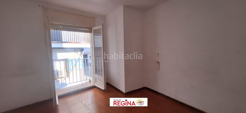 Foto 65b9603b-e465-41e6-9889-4c833e48da7a. Apartament amb xemeneia a Nucli Antic Escala (L´)