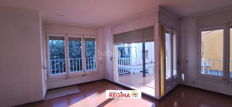 Foto 923cab1c-872a-470c-b606-05da3c2a066c. Apartament amb xemeneia a Nucli Antic Escala (L´)