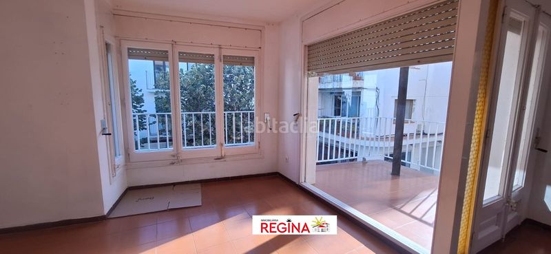 Foto e8d55508-8191-4060-a39e-a19360252064. Apartament amb xemeneia a Nucli Antic Escala (L´)