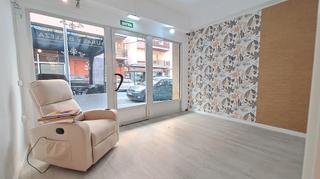 Business premise in Carrer de Francesc Bastos 3