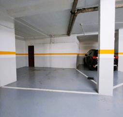 Posto auto in Nou Eixample Nord. ¡oportunidad única! aparcamiento con trastero en avenida andorra