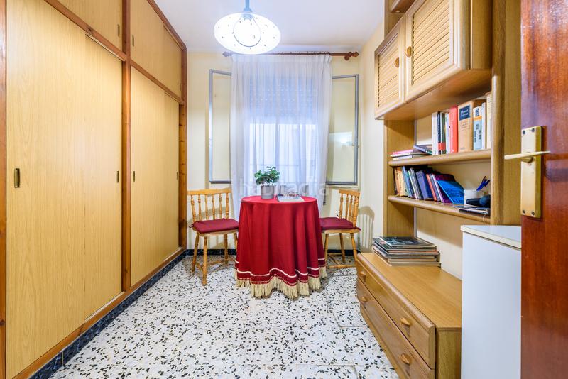 Foto 214280b5-9e5d-4cc4-ab68-8df8a9cede7b. Piso oportunidad: piso amplio y luminoso en avenida cataluña en Tarragona