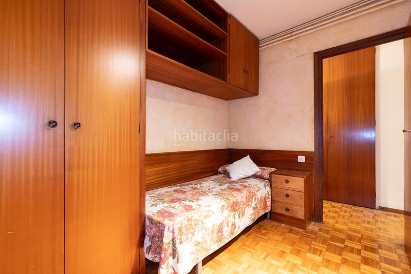 Foto a90a6fc8-6658-4925-8771-14646af79a6b. Pis amb xemeneia calefacció aparcament a Eixample Tarragona