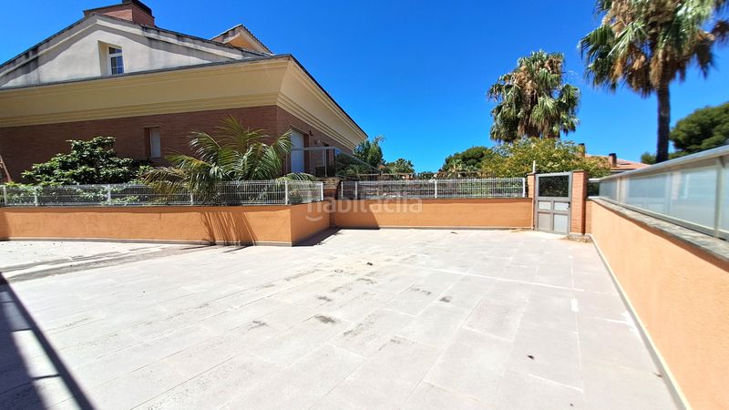 Foto 59a4676e-41eb-4b0e-8509-3fa1de1b06c8. Casa amb calefacció aparcament piscina a Covamar Salou