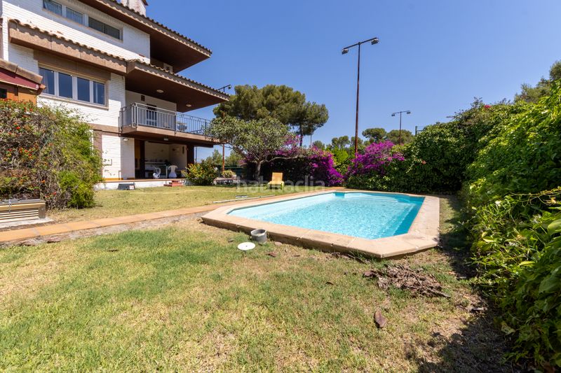 Foto 5991ed27-a7c0-4d10-8408-8b0591080553. Casa adossada amb xemeneia piscina a pla de maset - cap de Salou Salou
