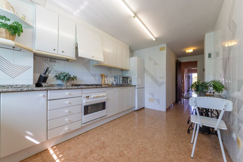 Foto 5d2a8e6f-cd97-4c3f-8945-c92948b8403b. Casa adossada amb xemeneia piscina a pla de maset - cap de Salou Salou
