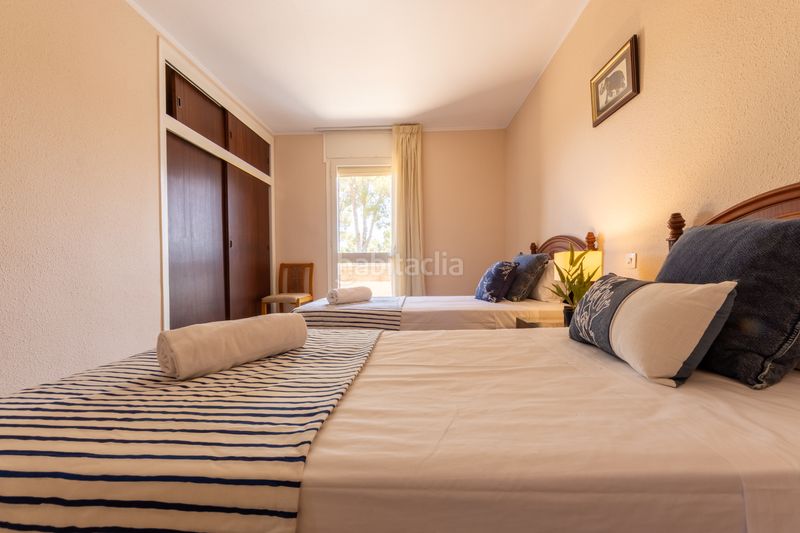 Foto a2b0b71e-c375-4927-b29b-f46711a7853f. Casa adossada amb xemeneia piscina a pla de maset - cap de Salou Salou