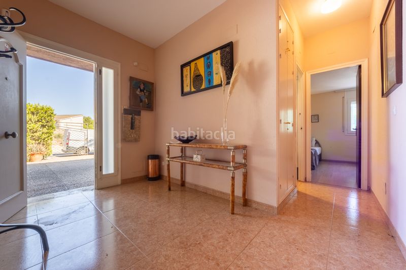 Foto b52a3f3f-daa0-469c-8eb6-e1d2712b2cdf. Casa adossada amb xemeneia piscina a pla de maset - cap de Salou Salou