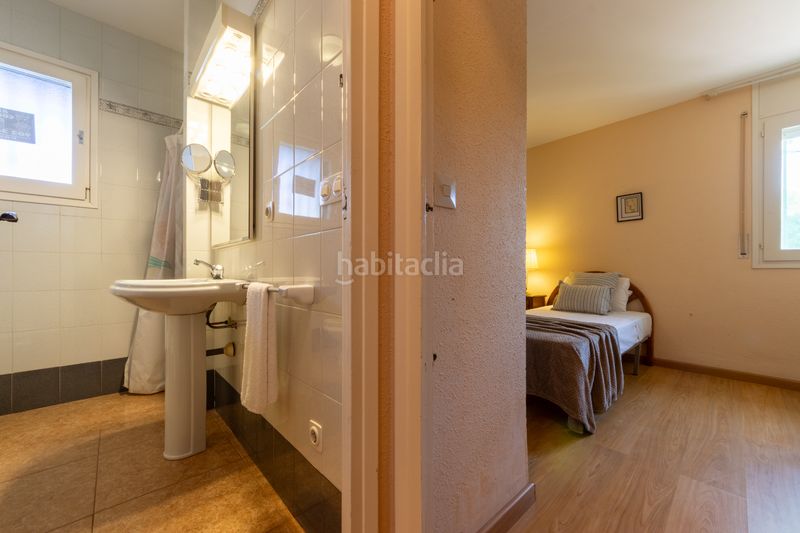 Foto f3cec244-9fe9-4793-9d59-da76d205fa17. Casa adossada amb xemeneia piscina a pla de maset - cap de Salou Salou