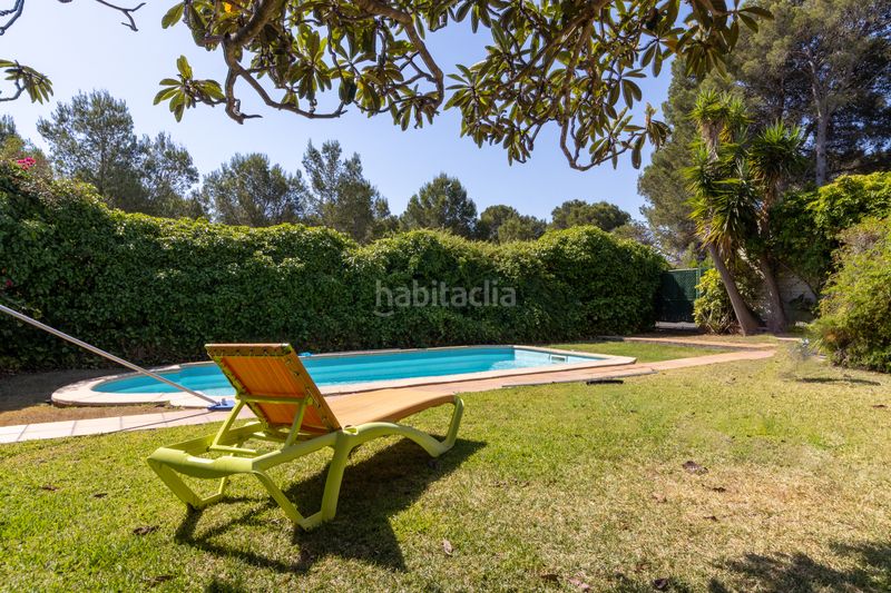 Foto fb36454c-a9e1-4b75-bdc2-192bfb9edde5. Casa adossada amb xemeneia piscina a pla de maset - cap de Salou Salou