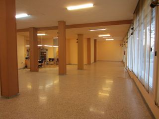 Locale commerciale  Joan puig i ferrater. Local en venta en selva del camp la, 1 dormitorio.