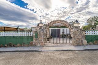 Chalet  Mayor. Chalet en venta en urb. portugal, 6 dormitorios.