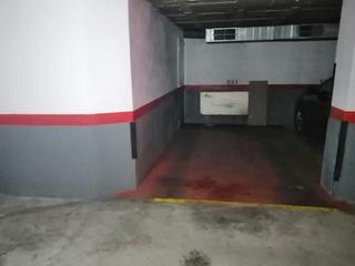 Aparcament cotxe a Centre. Aparcamiento en venta en avda. jaime i.